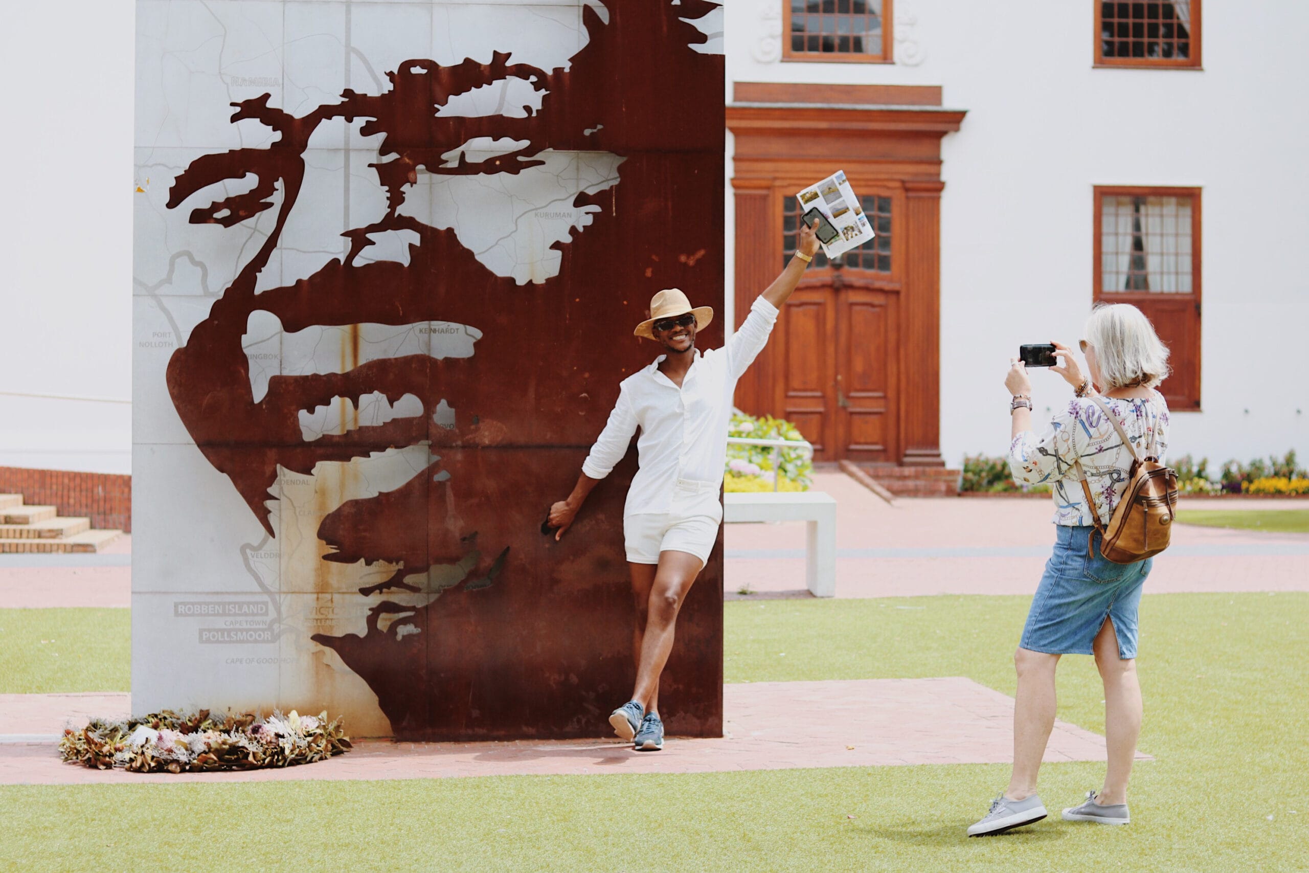 Stellenbosch Art Tour 1 PhotoCred Trudy van Rooy